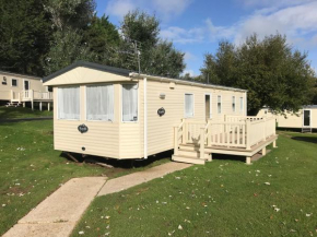 3 Bedroom Caravan KG37, Dog Friendly, Shanklin, Isle of Wight